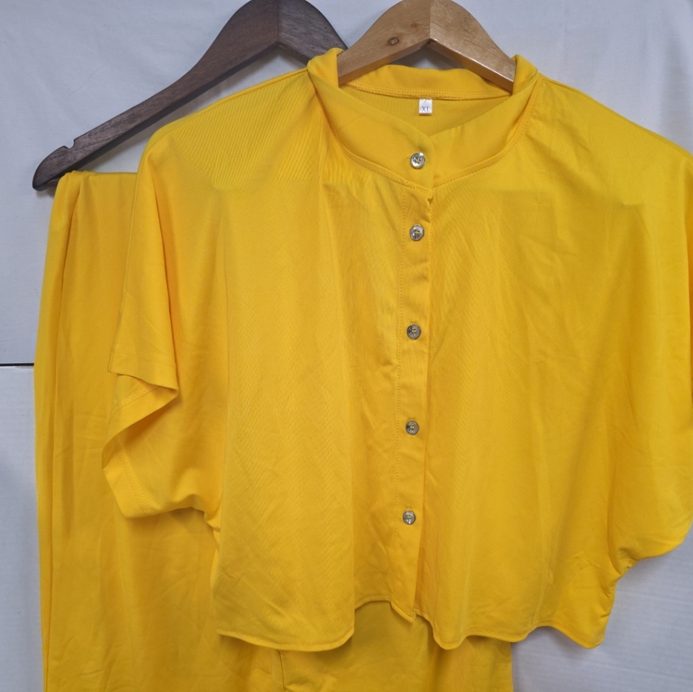 Yellow Button-Up Womens Crop Top And Wide Leg Pants Jump Suit Size XL